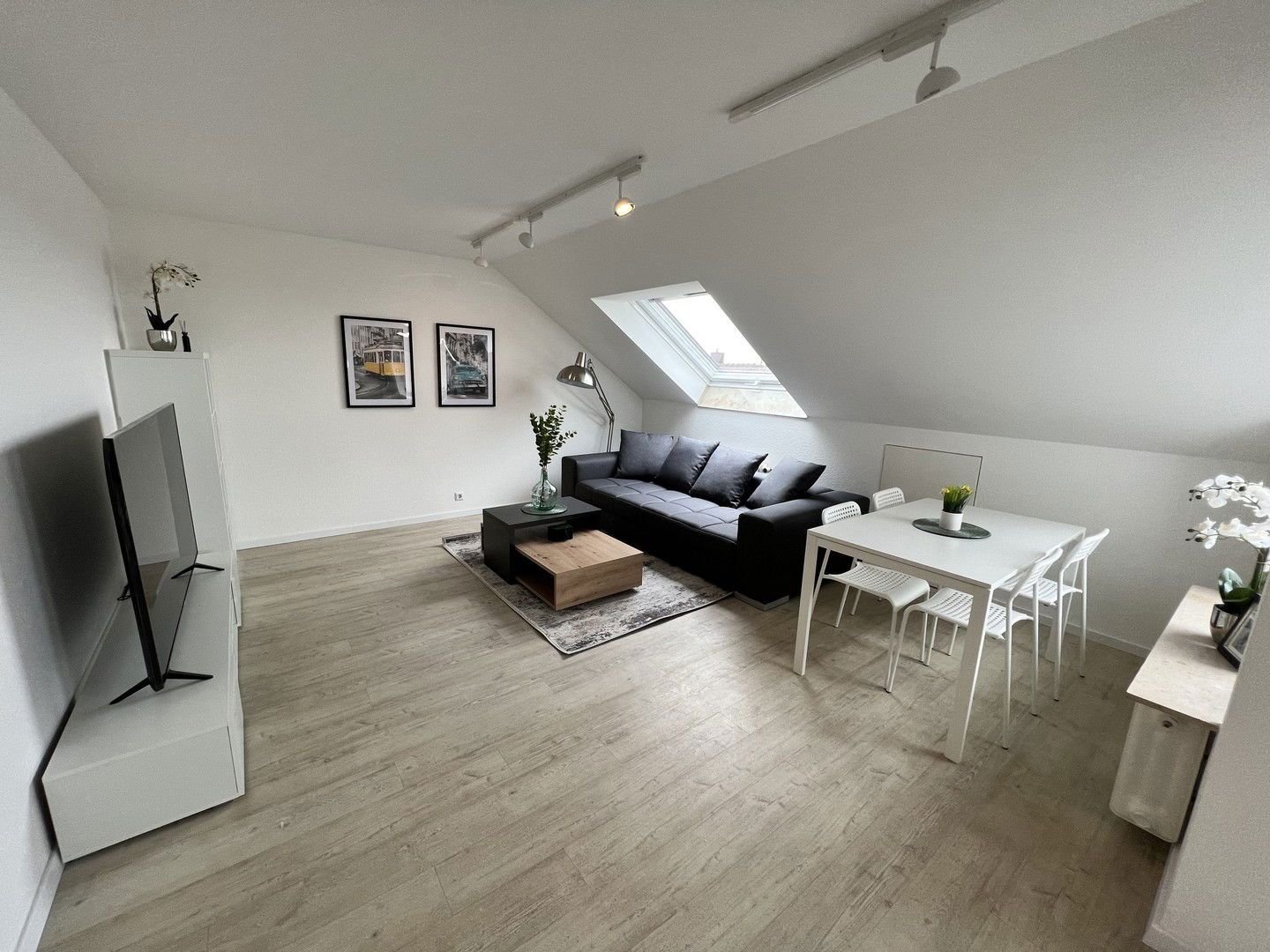 Wohnung zur Miete 1.190 € 2 Zimmer 57 m²<br/>Wohnfläche 2.<br/>Geschoss Uhlandstr. 3 Großbettlingen 72663