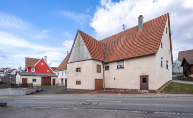 Bauernhaus zum Kauf 119.000 € 6 Zimmer 144,3 m² 680 m² Grundstück Irndorf 78597