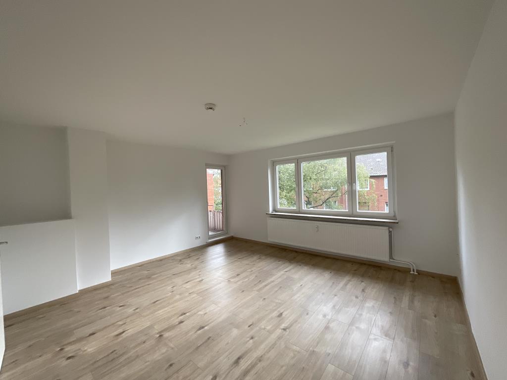 Wohnung zur Miete 429 € 3 Zimmer 70 m²<br/>Wohnfläche 1.<br/>Geschoss 16.12.2024<br/>Verfügbarkeit Wiesenstraße 11 Sandhorst Aurich 26603