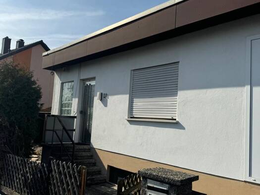 Reihenendhaus zur Miete 850 € 2 Zimmer 69 m² frei ab sofort Kreutles Oberasbach 90522