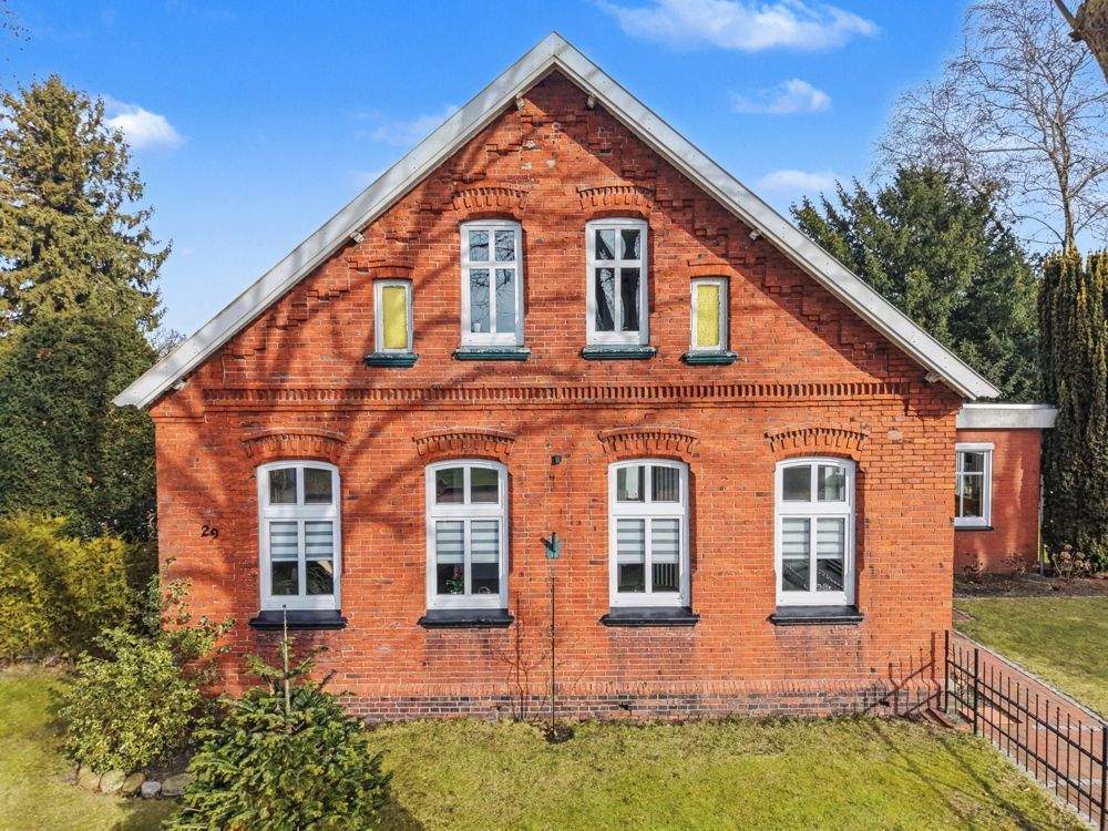 Immobilie in Detern - Gulfhof-Charme von außen - modernes Raumwunder von innen | saniert | 244 m³ | mit FeWo und Halle - Bild 1