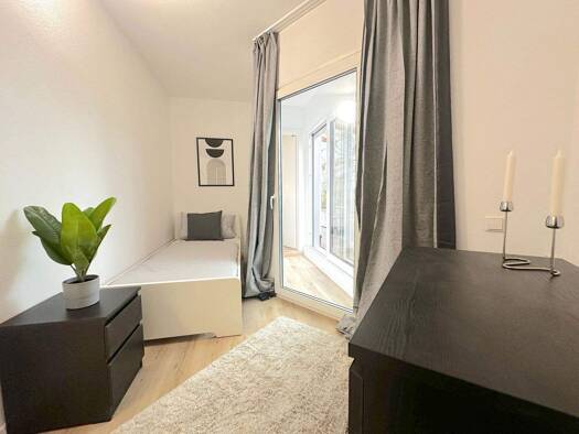 Studio zur Miete 500 € 1 Zimmer 15 m² 4. Geschoss frei ab 01.04.2026 Homburger Landstraße 691 Bonames Frankfurt am Main 60437