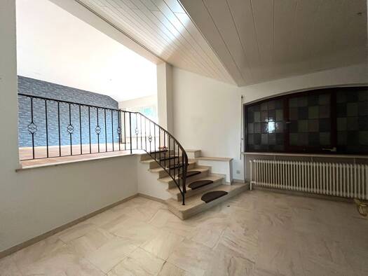 Wohnung zur Miete 1.750 € 6 Zimmer 155 m² Geschoss 2/2 frei ab 31.10.2026 Bad Oldesloe 23843