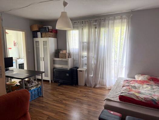 Wohnung zur Miete 450 € 1 Zimmer 37 m² 3. Geschoss frei ab 01.11.2026 Salierstraße 10 Südweststadt Karlsruhe 76137