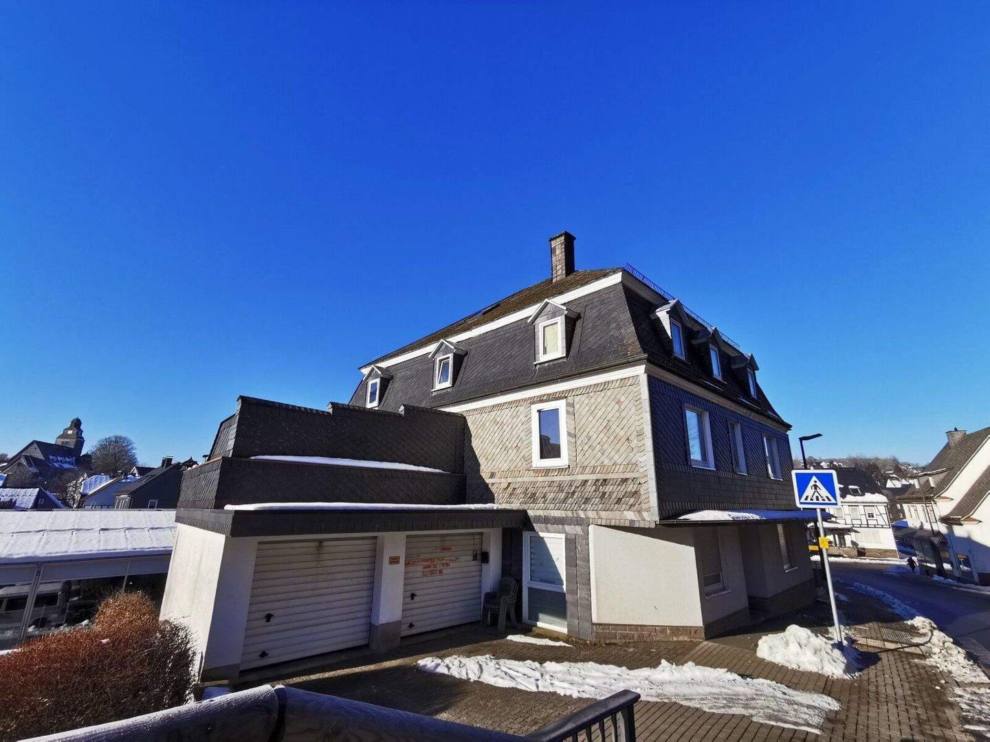 Immobilie in Erndtebrück - +++ Kapitalanleger aufgepasst +++ Mehrfamilienhaus mit sechs Wohneinheiten in zentraler Lage von Erndtebrück - Bild 2