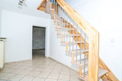 Wohnung zur Miete 1.050 € 5 Zimmer 110 m² Geschoss 1/2 frei ab sofort Hostenbach Wadgassen 66787