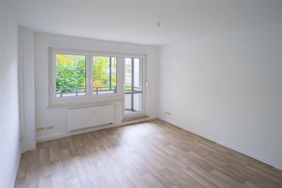 Wohnung zur Miete 367 € 3 Zimmer 60,2 m²<br/>Wohnfläche EG<br/>Geschoss 01.01.2025<br/>Verfügbarkeit Goethestraße 20 Kapellenberg 810 Chemnitz 09119