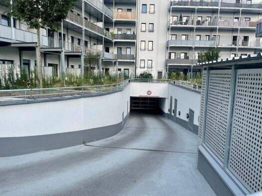 Tiefgaragenstellplatz zur Miete provisionsfrei 65 € Adam-Klein-Straße 156 Gostenhof Nürnberg 90429