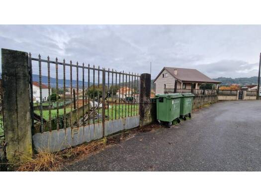 Acker-/Waldstück zum Kauf 90.000 € Soutomaior 36690
