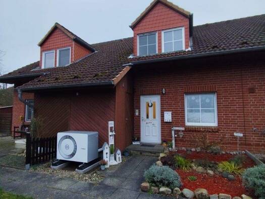 Reihenmittelhaus zum Kauf 260.000 € 4 Zimmer 96 m² 340 m² Grundstück Jesendorf 19417