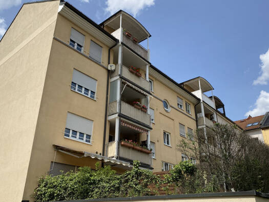 Wohnung zum Kauf 65.000 € 2 Zimmer 64 m² Neugröba Riesa 01587