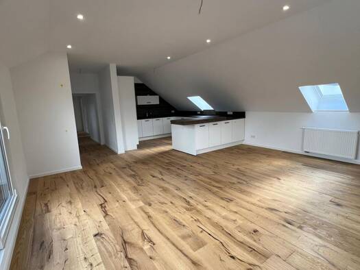 Penthouse zur Miete 2.200 € 2,5 Zimmer 110 m² Geschoss 1/3 frei ab sofort Robert-Koch-Straße 24 Wiesbaden 65191