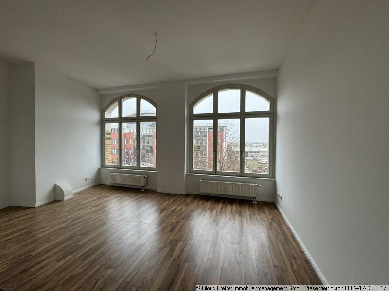 Loft zur Miete 317 € 1 Zimmer 45,2 m²<br/>Wohnfläche Nachtweide 40-42 Nicolaiplatz Magdeburg 39124