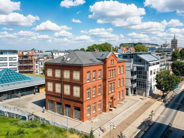Bürofläche zur Miete 1.538 € 7 Zimmer 123 m² Bürofläche teilbar ab 61 m² Friedhofsweg 44A Kröpeliner Tor-Vorstadt Rostock 18057