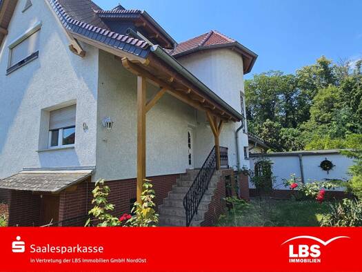 Einfamilienhaus zum Kauf 561.300 € 7 Zimmer 180 m² 1.065 m² Grundstück Nietleben West 06126