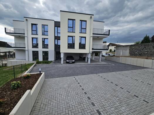 Wohnung zum Kauf 285.000 € 3 Zimmer 75 m² 3. Geschoss frei ab sofort Niederzeuzheim Hadamar 65589