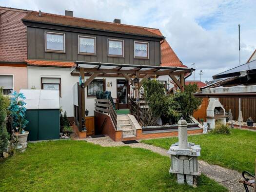 Doppelhaushälfte zum Kauf provisionsfrei 499.000 € 4 Zimmer 130 m² 384 m² Grundstück Frauenaurach Erlangen 91056