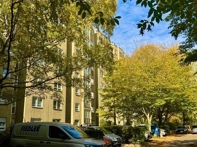 Wohnung zur Miete nur mit Wohnberechtigungsschein 751 € 4 Zimmer 93 m² 7. Geschoss frei ab 18.11.2026 Hendonstraße 5 Lichtenrade Berlin 12305