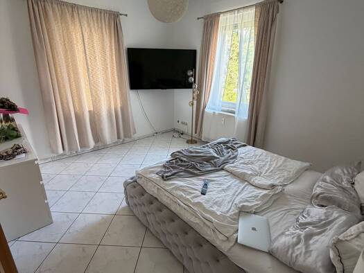 Wohnung zur Miete 950 € 2 Zimmer 70 m² Geschoss 1/2 frei ab 01.10.2026 Bietigheim Bietigheim-Bissingen 74321