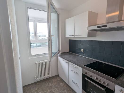 Terrassenwohnung zur Miete 850 € 1,5 Zimmer 50 m² Geschoss 6/17 frei ab sofort Haunstetter Straße 95 Hochfeld Augsburg 86161