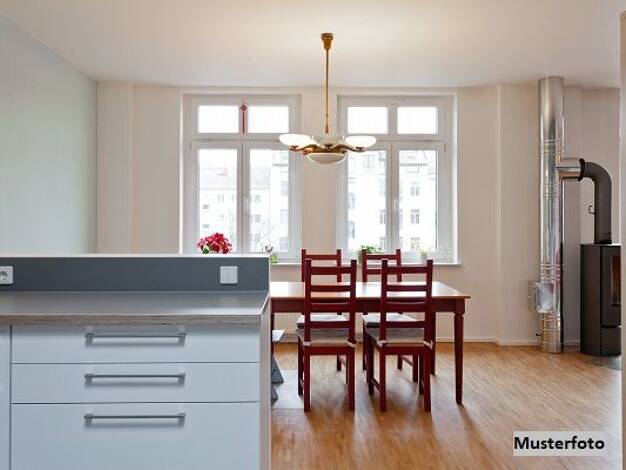 Doppelhaushälfte zum Kauf 283.000 € 4 Zimmer 107 m² 435 m² Grundstück Resse Gelsenkirchen-Ost 45892