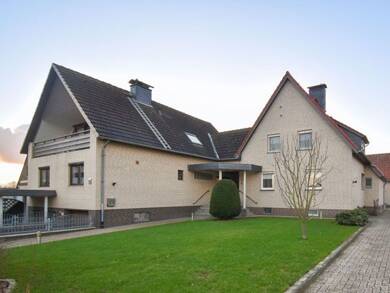 Einfamilienhaus zum Kauf 445.000 € 12 Zimmer 240 m² 1.215 m² Grundstück Ochsendorf Königslutter am Elm 38154