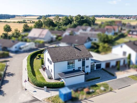 Einfamilienhaus zum Kauf 537.000 € 7,5 Zimmer 255 m² 1.034 m² Grundstück Seubersdorf Seubersdorf in der Oberpfalz 92358
