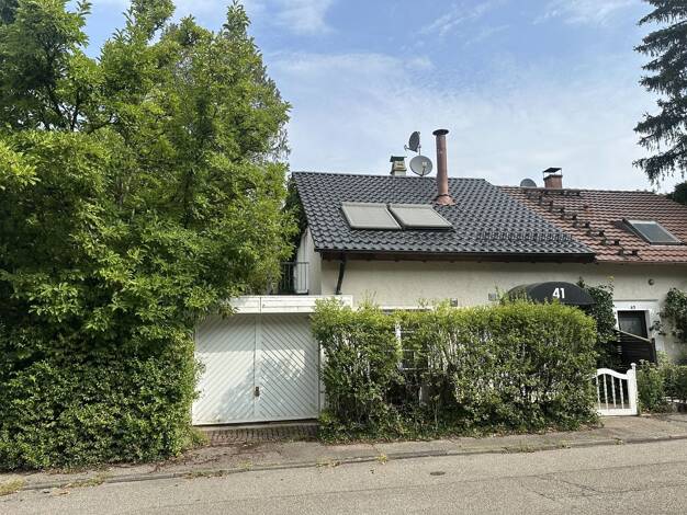 Doppelhaushälfte zum Kauf 490.000 € 4 Zimmer 114 m² 373 m² Grundstück Innenstadt Baden-Baden 76530