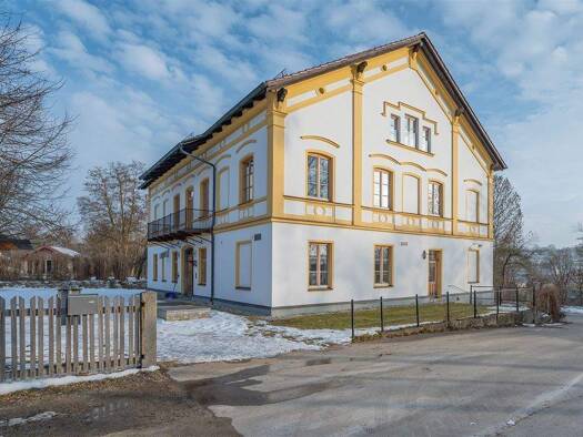 Büro zur Miete provisionsfrei 1.200 € 4 Zimmer 219 m² Bürofläche Hacklberg Passau 94034