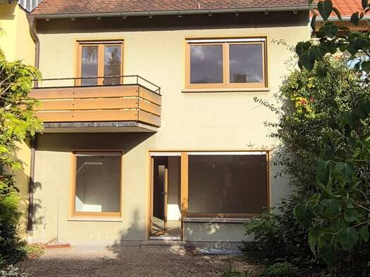 Reihenhaus zum Kauf provisionsfrei 428.000 € 5 Zimmer 127 m² 247 m² Grundstück frei ab sofort Gerbrunn 97218