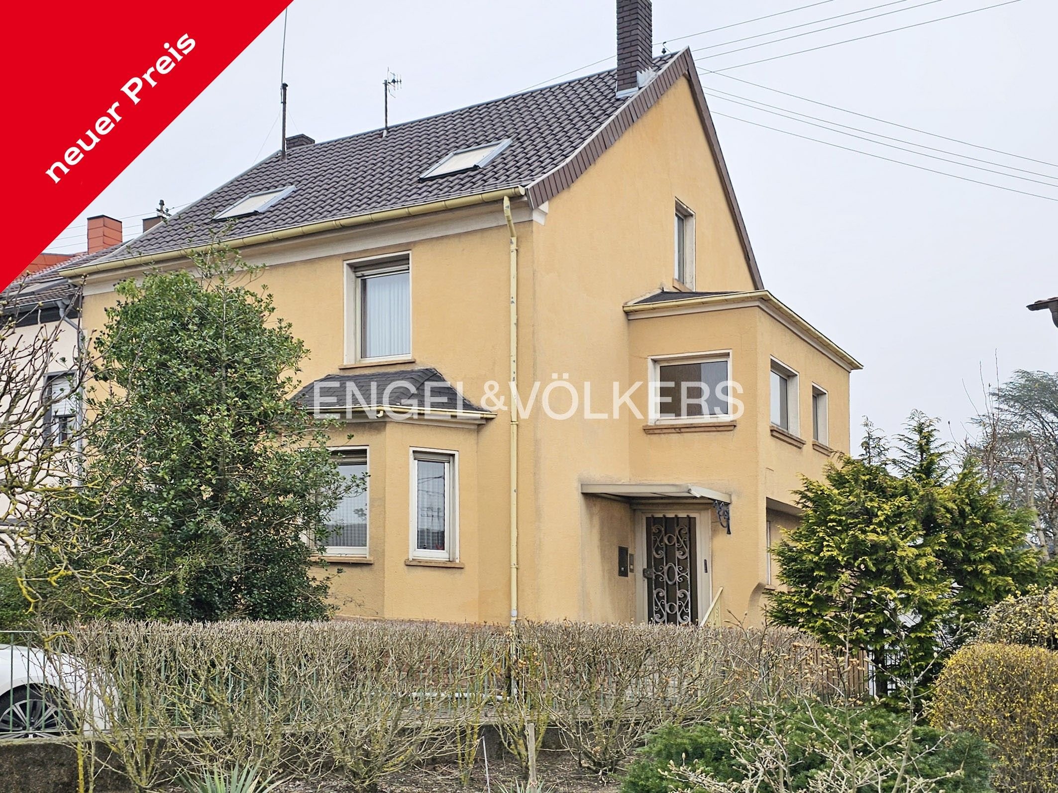 Einfamilienhaus zum Kauf 219.000 € 8 Zimmer 143 m²<br/>Wohnfläche 800 m²<br/>Grundstück Fraulautern Saarlouis 66740