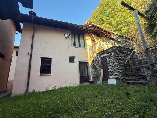 Haus zum Kauf 150.000 € 7 Zimmer 110 m² frei ab sofort Trarego Viggiona 28826