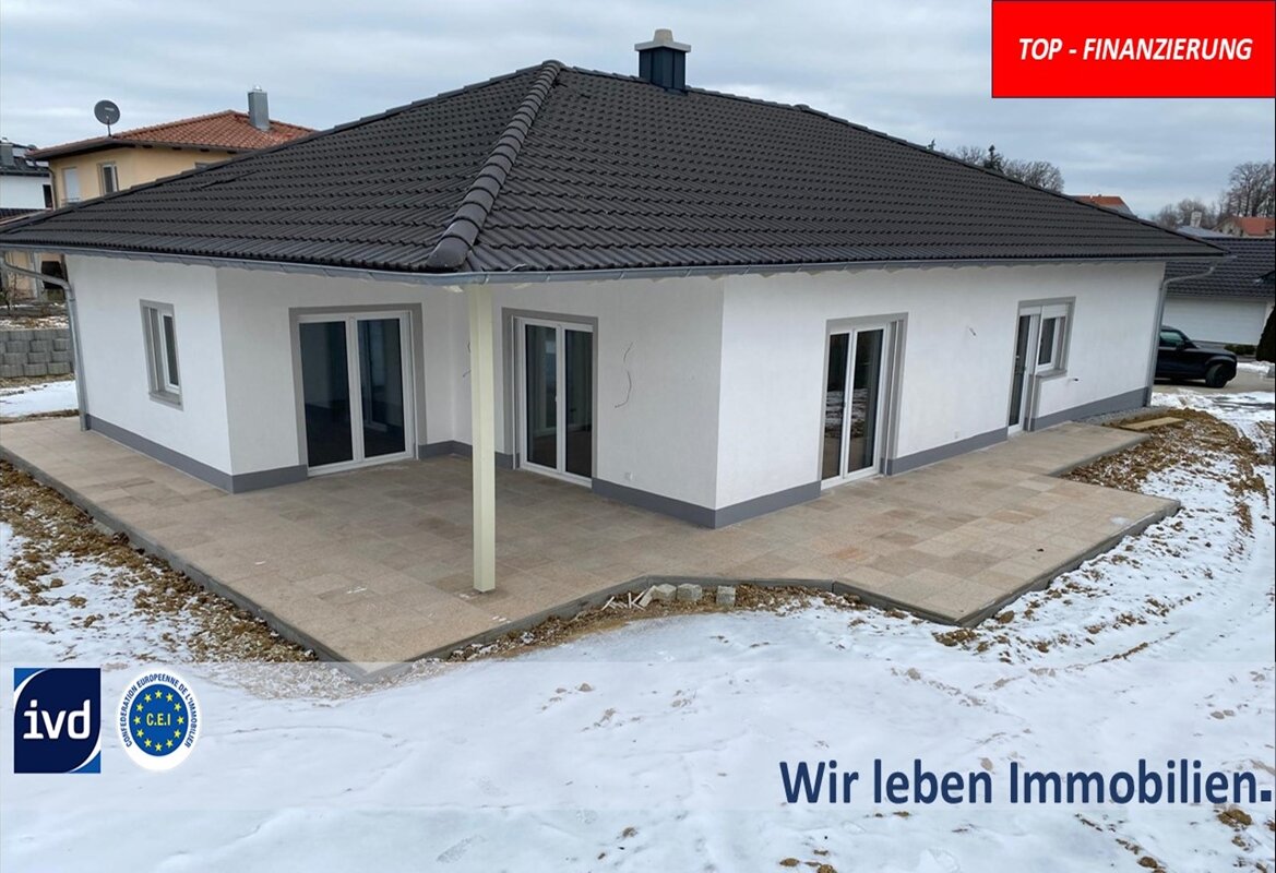 Bungalow zum Kauf 472.000 € 4 Zimmer 115 m²<br/>Wohnfläche 657 m²<br/>Grundstück Tiefenbach Tiefenbach 94113