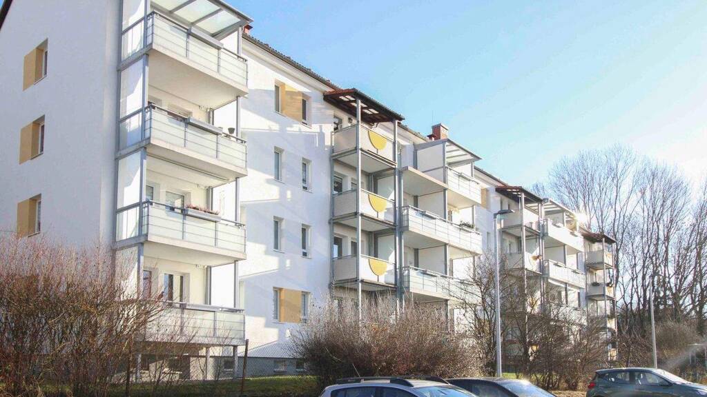Wohnung zum Kauf 42.000 € 2 Zimmer 42 m² 1. Geschoss Siegmar Chemnitz 09117
