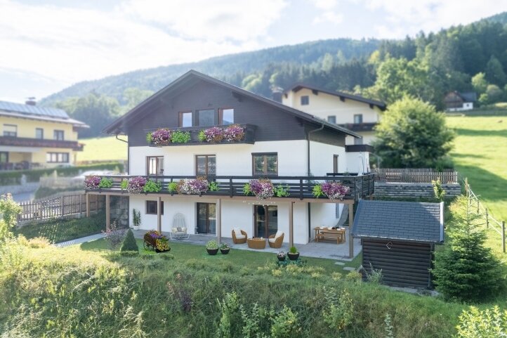 Mehrfamilienhaus zum Kauf 1.370.000 € 11 Zimmer 245 m²<br/>Wohnfläche 955 m²<br/>Grundstück Ossiach 9570