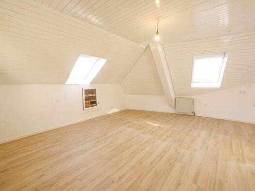 Wohnung zur Miete 430 € 1 Zimmer 33 m² 2. Geschoss Heuchelhof Würzburg 97084