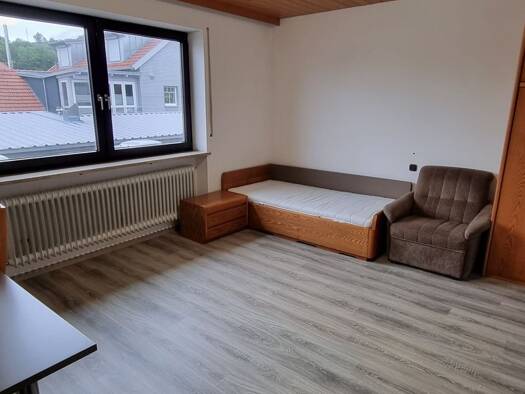 WG-Zimmer zur Miete 350 € 22 m² Geschoss 2/3 frei ab sofort Hengersberger Straße 96 Deggendorf Deggendorf 94469