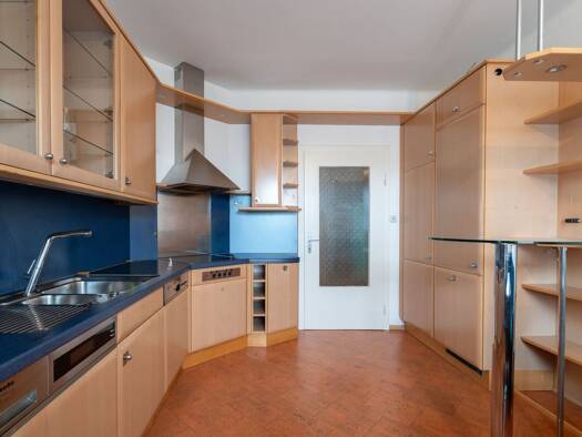 Wohnung zur Miete 565 € 2 Zimmer 75 m² frei ab sofort Ufer Linz 4030