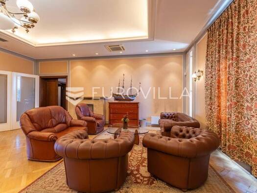 Einfamilienhaus zum Kauf 1.800.000 € 15 Zimmer 1.140 m² Križevci Križevci 48260