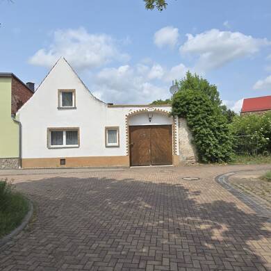 Haus zum Kauf provisionsfrei 88.500 € 91,3 m² 470 m² Grundstück frei ab sofort Am Bauernwinkel 3 Peißen Bernburg 06406