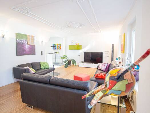 Einfamilienhaus zum Kauf provisionsfrei 630.000 € 5,5 Zimmer 233 m² 526 m² Grundstück Güglingen 74363