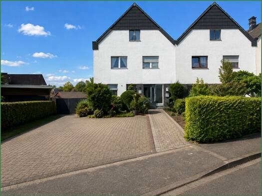 Wohnung zum Kauf 160.000 € 1 Zimmer 61 m² Hilgen Burscheid 51399