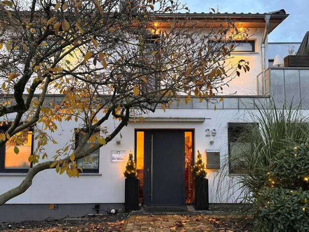 Mehrfamilienhaus zum Kauf provisionsfrei 1.570.000 € 10 Zimmer 303 m² 1.414 m² Grundstück Kettwig Essen 45219