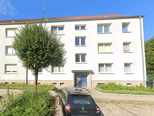 Wohnung zum Kauf 49.000 € 2,5 Zimmer 58 m² Malchin Malchin 17139