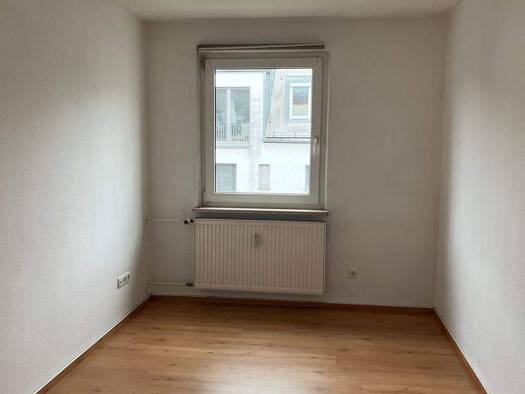 Wohnung zur Miete 570 € 3 Zimmer 73 m² 3. Geschoss frei ab sofort Innenstadt Schweinfurt 97421