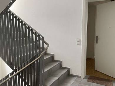 Wohnung zur Miete 800 € 2,5 Zimmer 84 m² frei ab sofort Zaungässle Birkenfeld Birkenfeld 75217