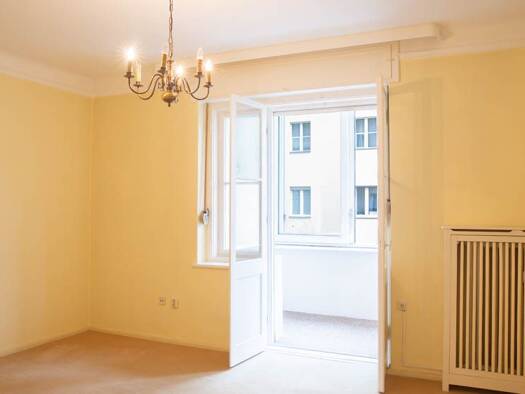 Wohnung zum Kauf 298.000 € 3 Zimmer 73,7 m² 4 Geschosse frei ab sofort Reichsstraße Westend Charlottenburg-Wilmersdorf 14052