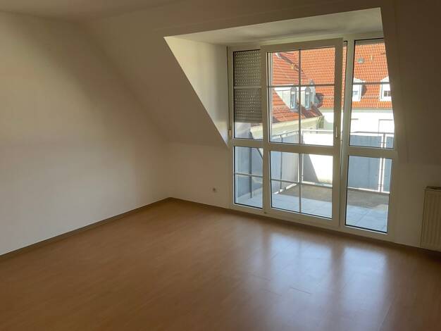 Wohnung zur Miete nur mit Wohnberechtigungsschein 216 € 2 Zimmer 38,5 m² 3. Geschoss frei ab 01.09.2026 Raiffeisenstraße 3 b Amberg Amberg 92224
