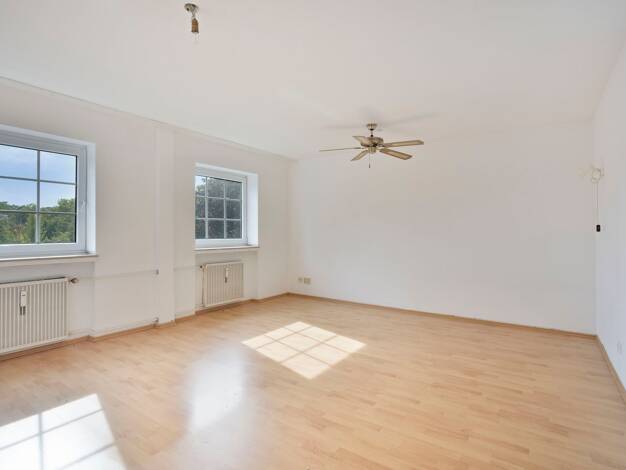 Wohnung zum Kauf 129.000 € 1 Zimmer 42 m² 3. Geschoss Hermülheim Hürth 50354
