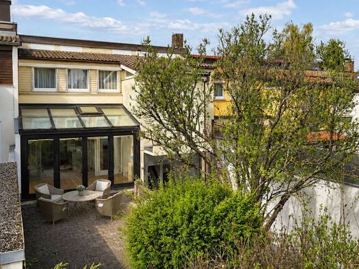 Reihenmittelhaus zum Kauf 315.000 € 7 Zimmer 170 m² 795 m² Grundstück Rottweil 78628